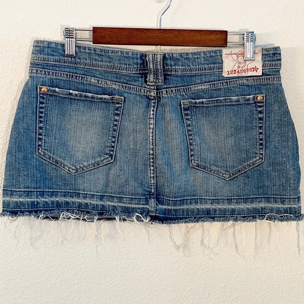 123456789 Brand Y2K Denim Mini Skirt Size 13 - Picture 2 of 6